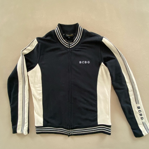 BCBG. CLASSY SPORTY JUMPSUIT - Picture 3 of 7